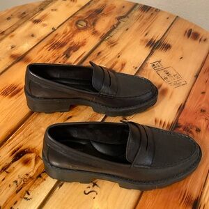 Born Leather Lug Carrera Loafers 10